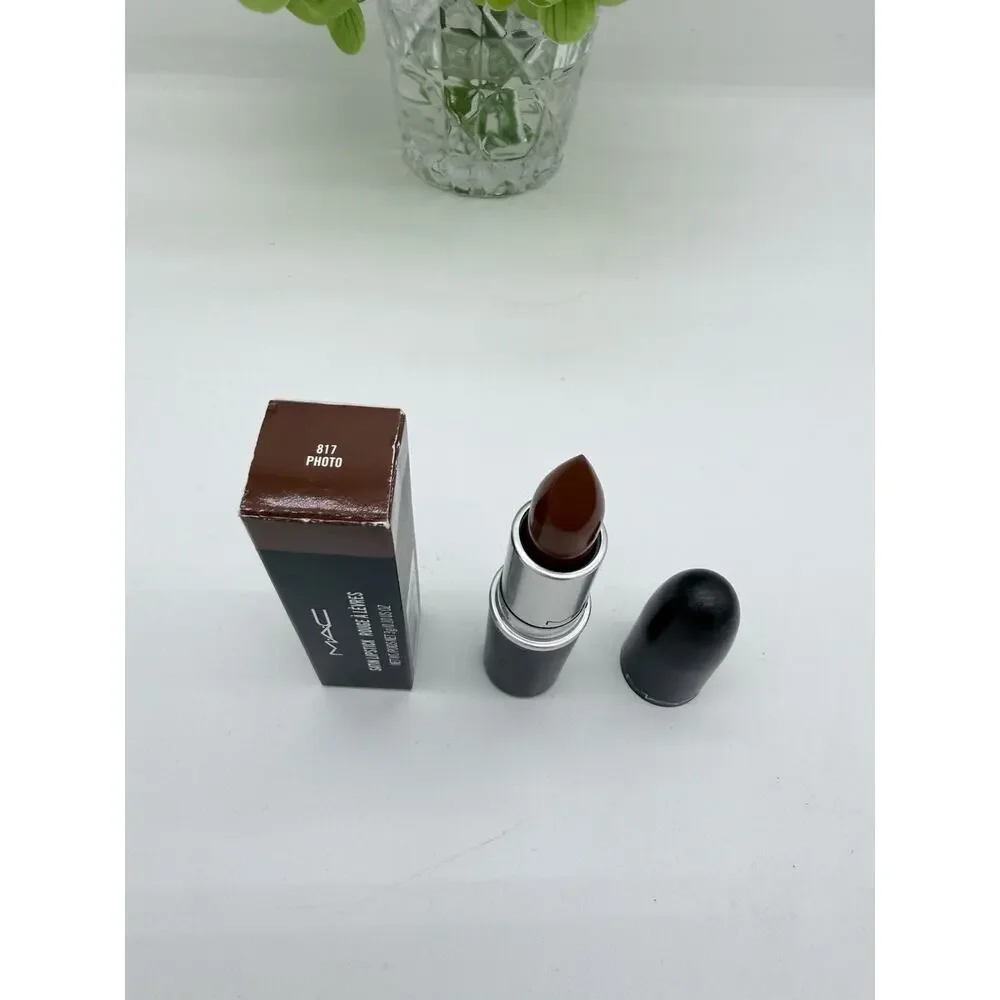Mac Satin Lipstick 817 PHOTO Full Size 3 g / 0.10 Oz.
